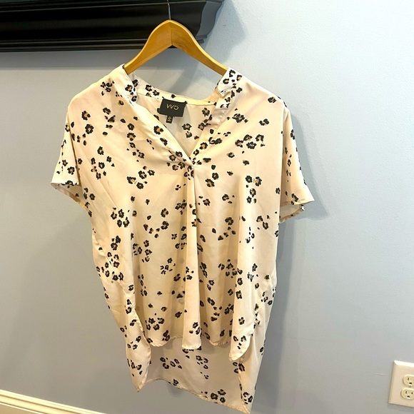 W5 Animal Print High/Low Blouse, Size M - Picture 1 of 3